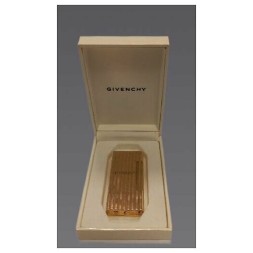 ��������� givenchy 7150�