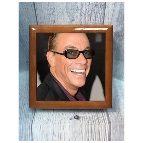  Jean-Claude Van Damme, -   8 1200